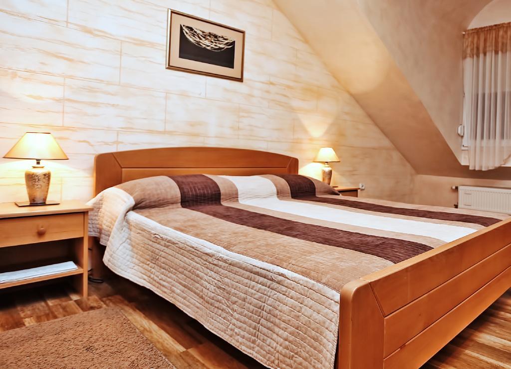 Apartmani Amaro Novi Sad Zimmer foto