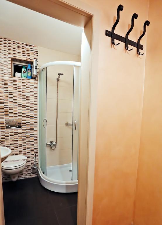 Apartmani Amaro Novi Sad Zimmer foto