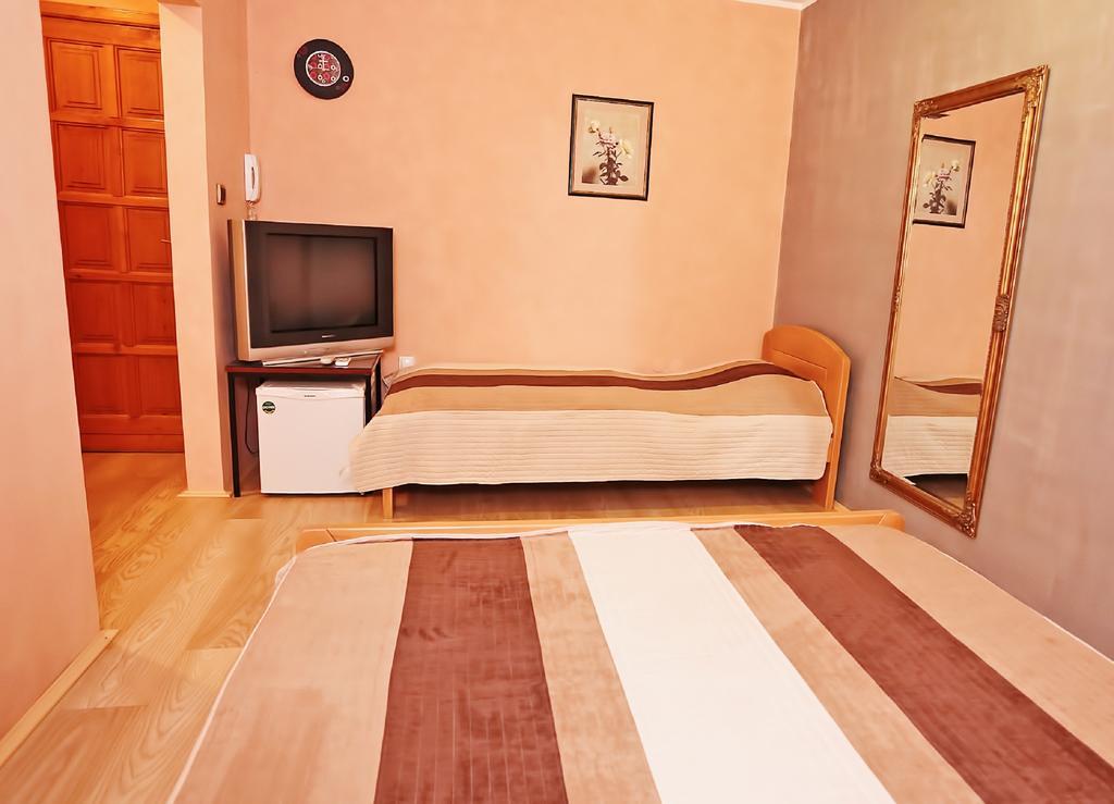 Apartmani Amaro Novi Sad Zimmer foto
