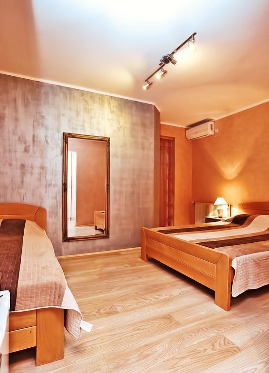 Apartmani Amaro Novi Sad Zimmer foto