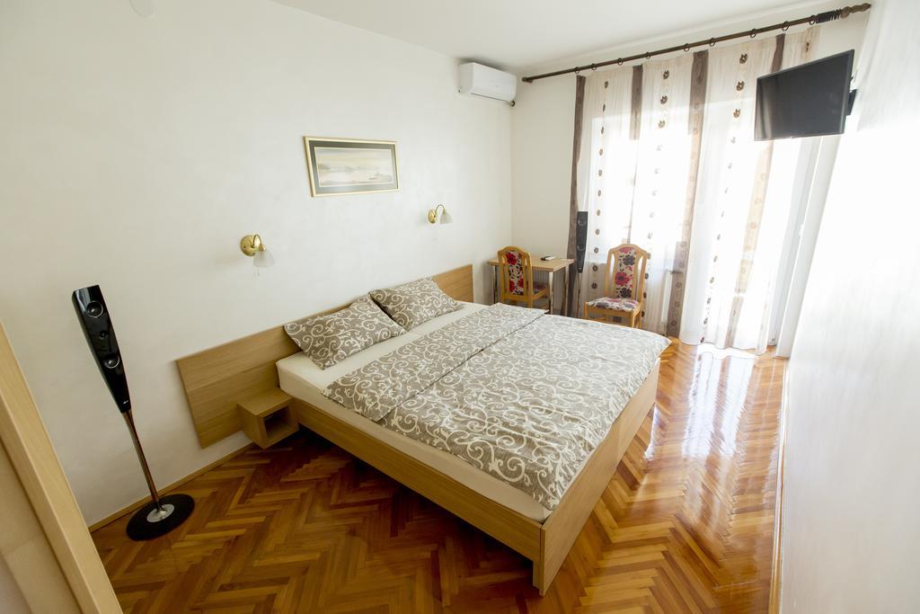 Apartmani Amaro Novi Sad Exterior foto